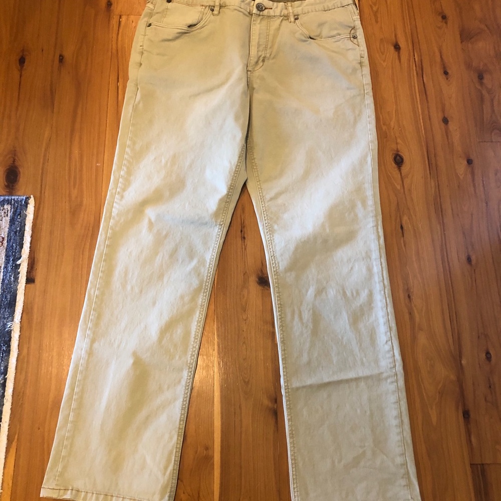 Men’s Tommy Bahama khaki jean slacks